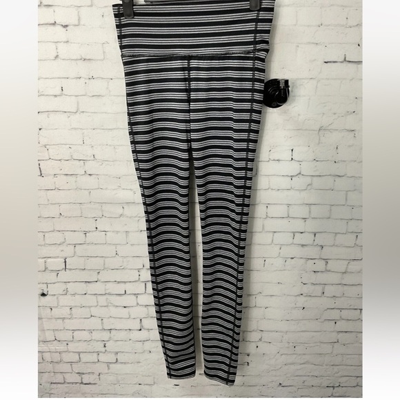 Athleta Black Gray Chatarunga Tight Leggings M - Picture 2 of 6